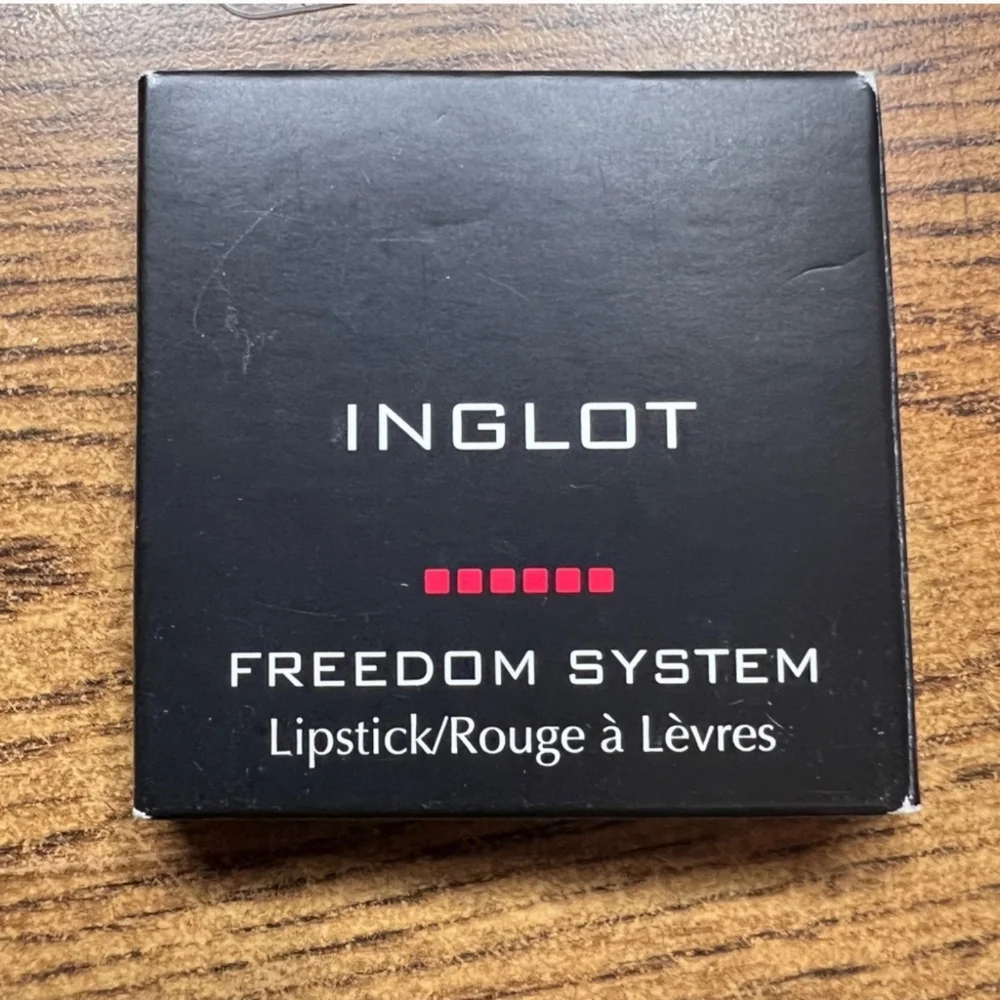 NWT INGLOT Freedom System Lipstick - Vibrant Red #507